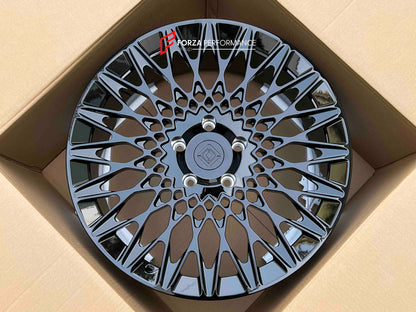 22 CALOWE KUTE FELGI DO RIVIAN R1S 2024+