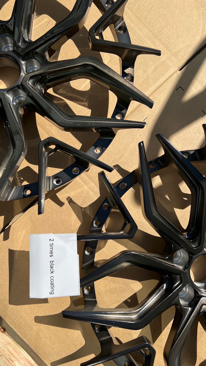 We produced premium quality forged wheels rims for  LAMBORGHINI HURACAN  Our wheels sizes:  Front 20 x 9 ET 30  Rear 21 x 12 ET 35  Finishing: Brushed Black  Forged wheels can be produced in any wheel specs by your inquiries and we can provide our specs