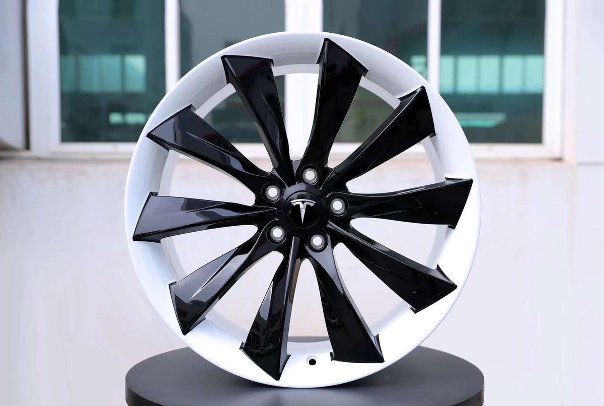 Tesla custom designs forged wheels